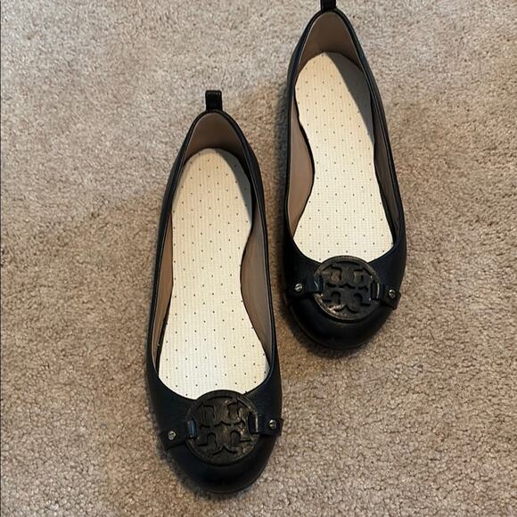 Tory Burch Black Flats with Logo Detail - Picture 2 of 7